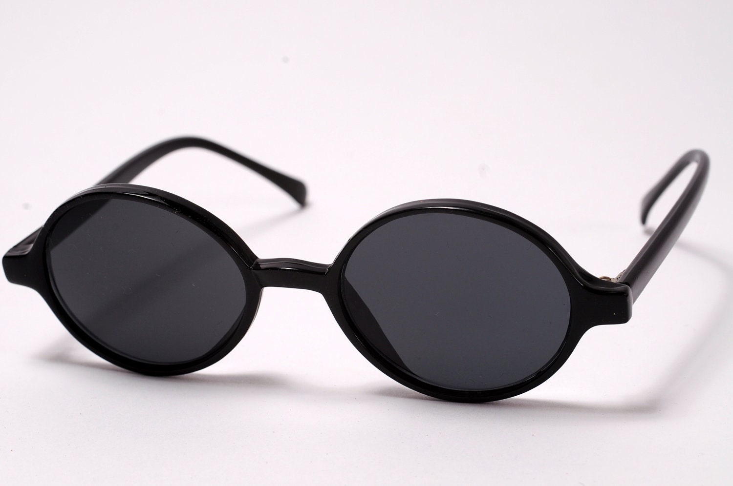 Round Black Sunglasses