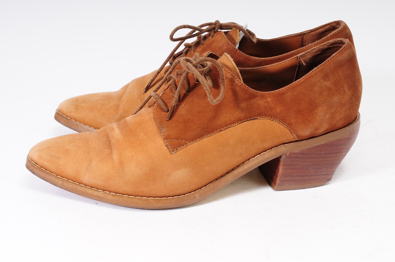 Pina Calada Size 8 Short Shoes