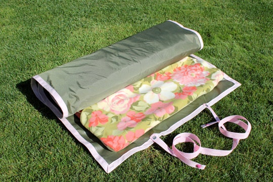Roses nap mat, play mat - Rose Garden KidCozy