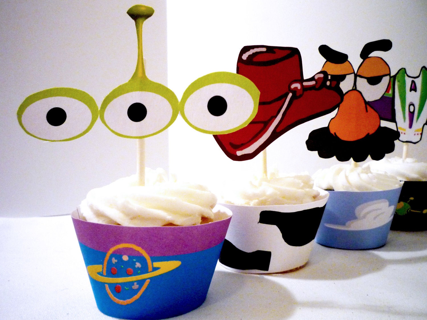 Toy Story Cupcake Wrappers and Toppers