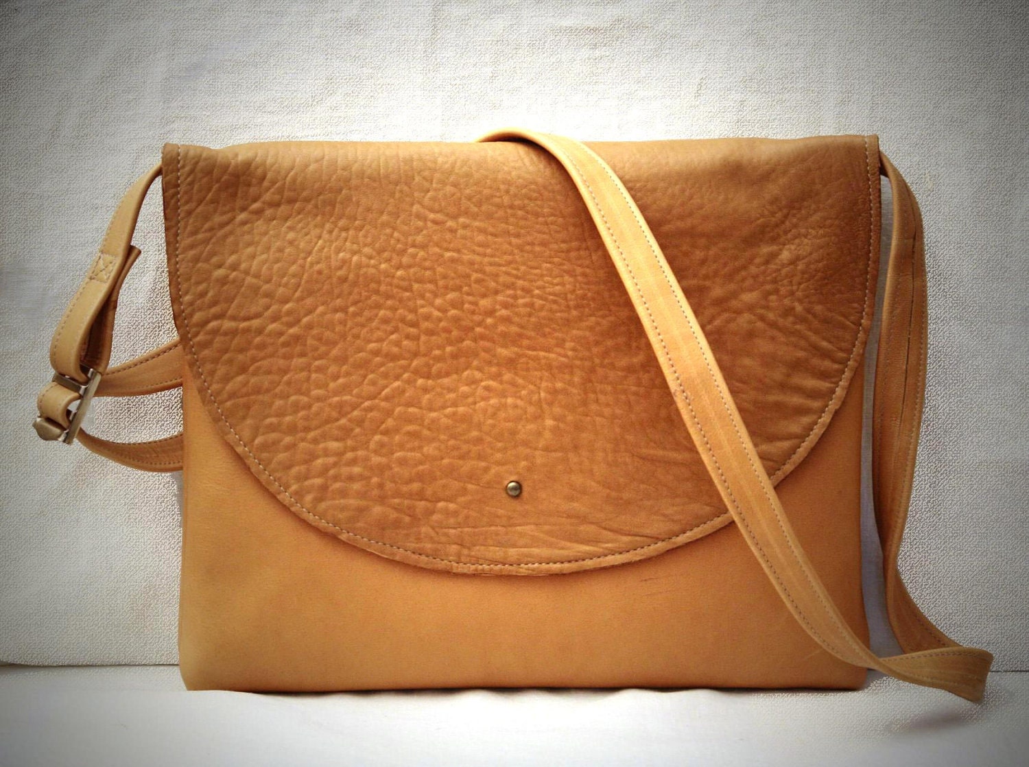 iPad Apple messenger bag, leather messenger bag, monogrammed, custom made, handmade