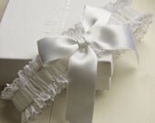 boudoir bow lace wedding garter with silk satin bow