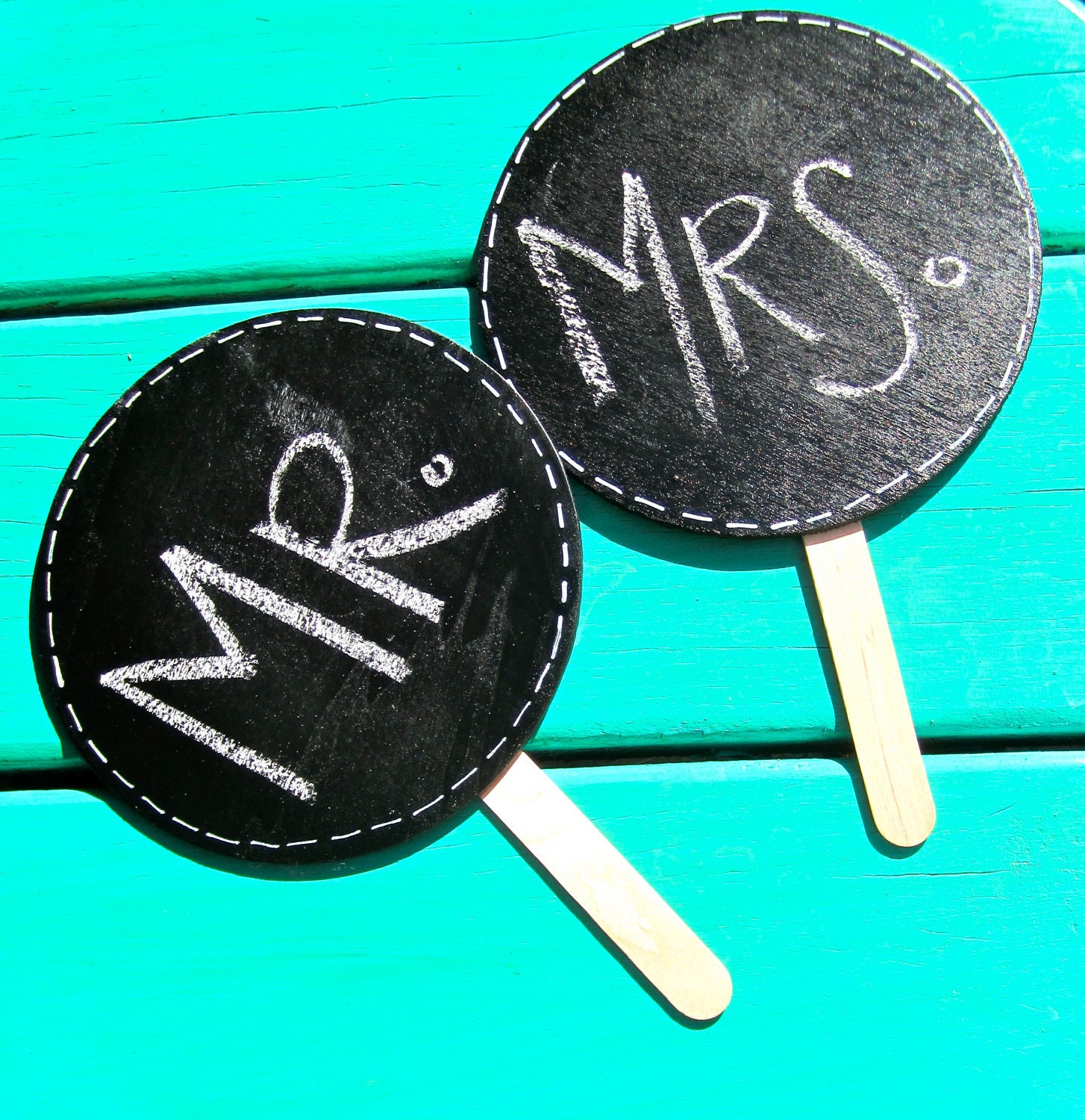 circle chalkboard props