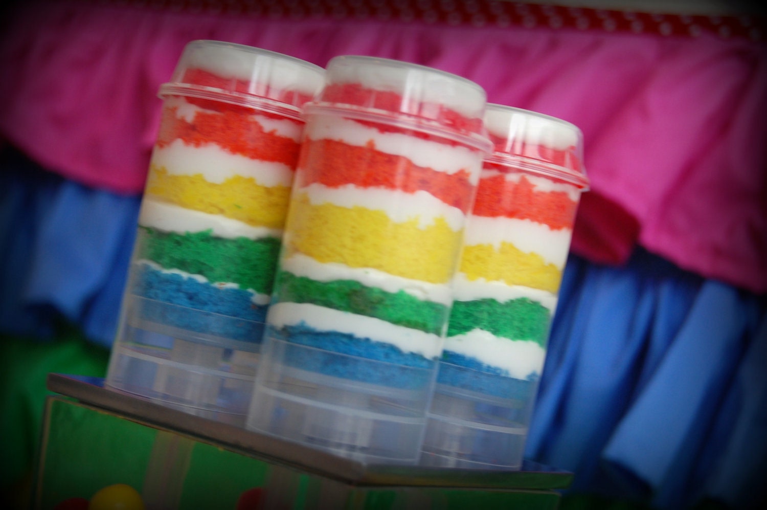 Push Up Containers