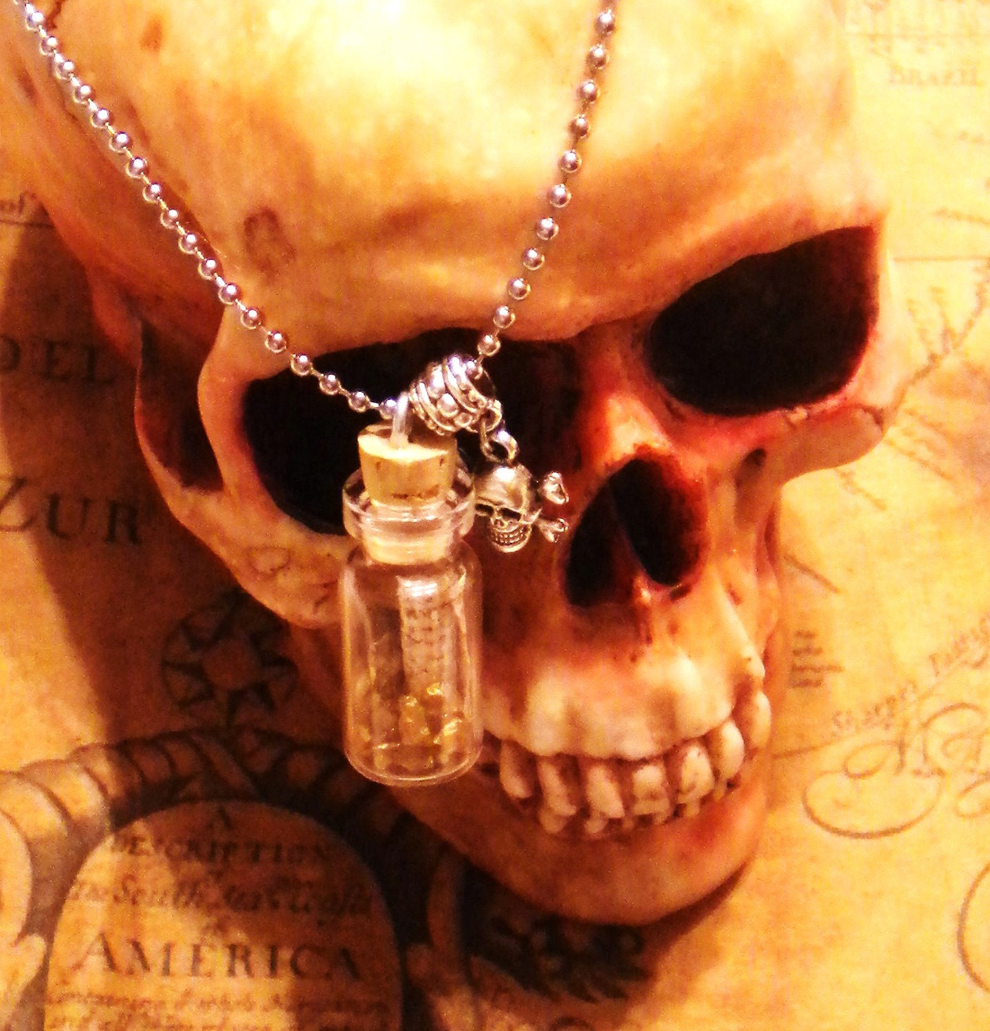 Dead Men Tell no Tales, Pirate Treasure Gold Bottle Vial Glass Necklace