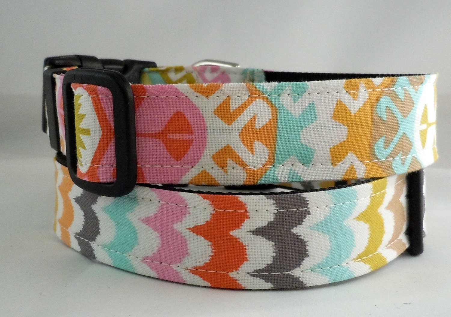 Dog  Collar - Dog, Martingale or Cat Collar - All Sizes - Spa Scallops/Geo