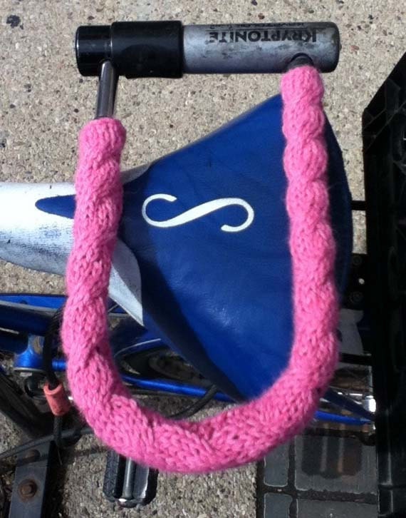 Pink Cabled Bike U Lock Cozy