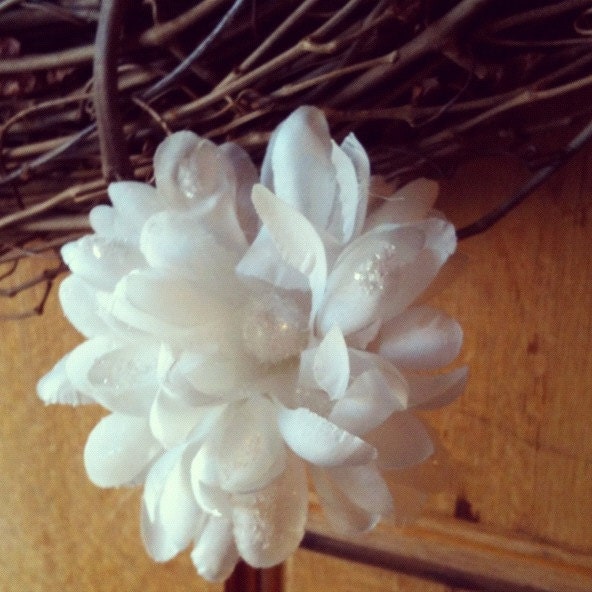 Flower, bridal, wedding, bridesmaid, flower girl, hair, winter, white, sparkle, glitter, snow, clip- Best Beauty