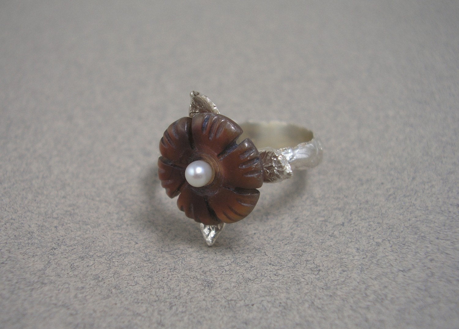Shell Flower Ring with Pearl Textured Silver Size 8
