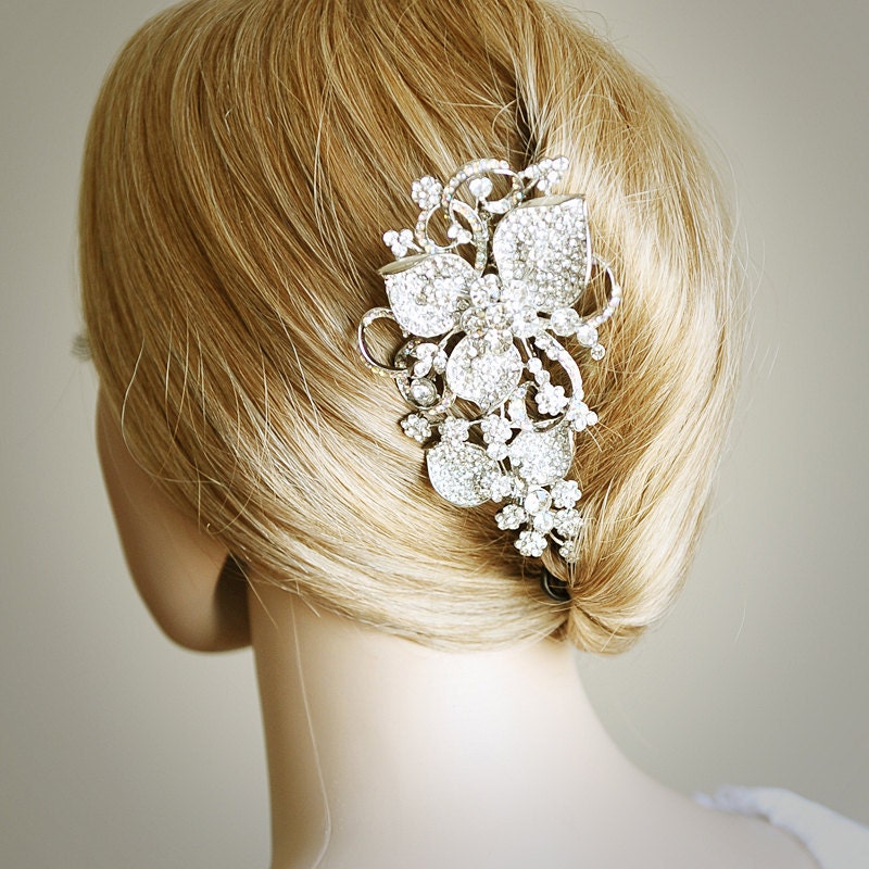 STACIA, Eye-Catching LARGE Rhinestone Flower Bridal Hair Comb, Art Deco Wedding Hair Accessory, Vintage Inspired Wedding Crystal Comb
