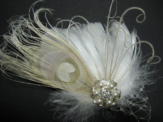 Wedding Bridal White Champagne Peacock Feather Rhinestone Jewel Ivory Veiling Head Piece Hair Clip Fascinator Accessory