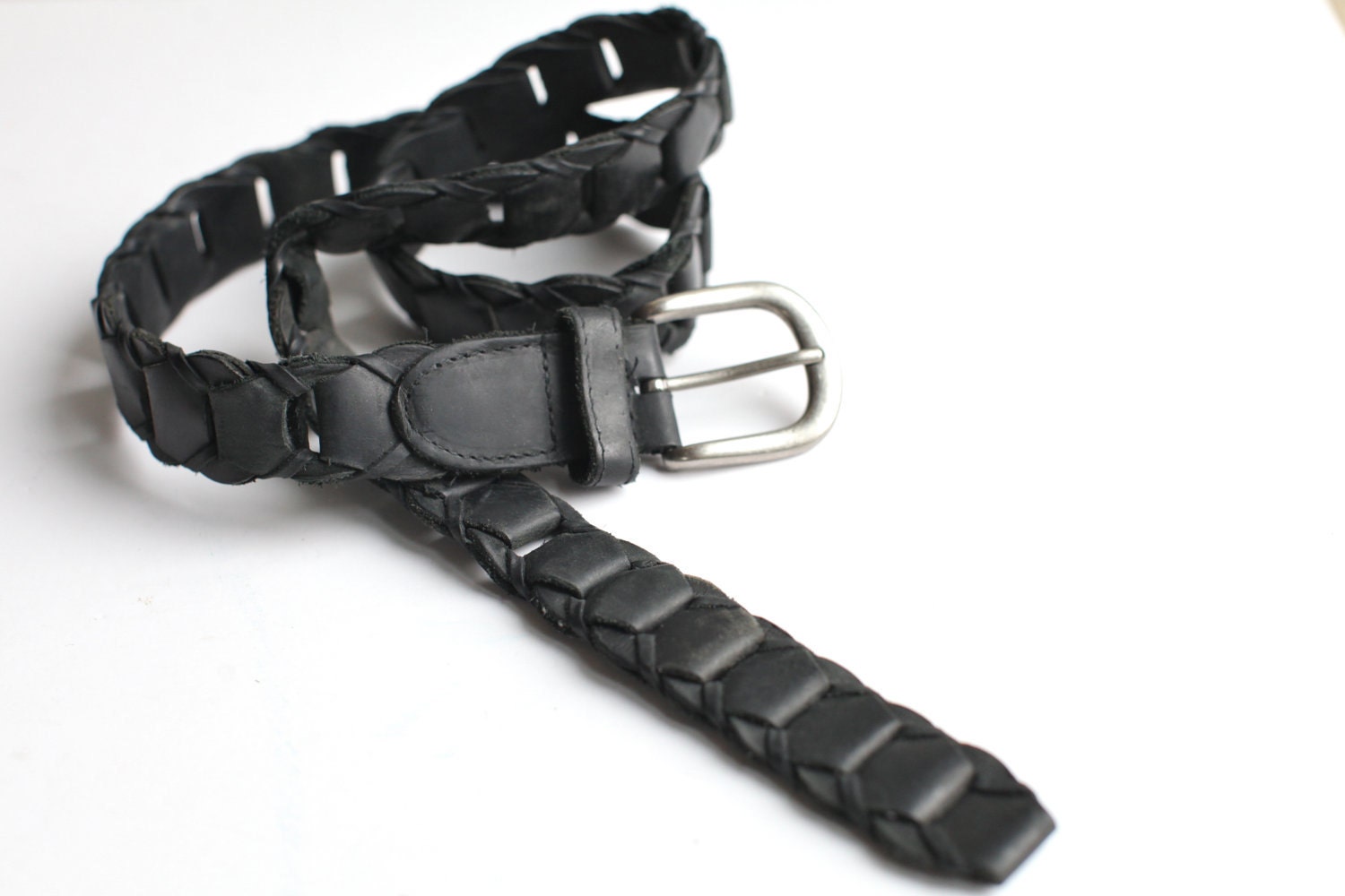 Black  leather link belt size 32