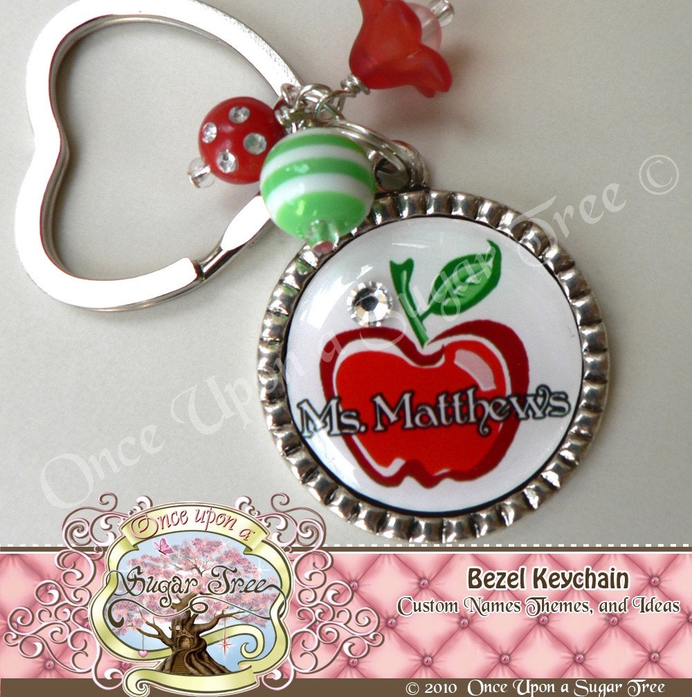 TEACHER GIFT PERSONALIZED Custom Name Bottle Cap Bottlecap Keychain-Teacher Appreciation Gift Present, Teachers Gift, Graduation Present