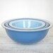 Vintage Pyrex Mixing Bowls in Winter Blue Retro Kitchen