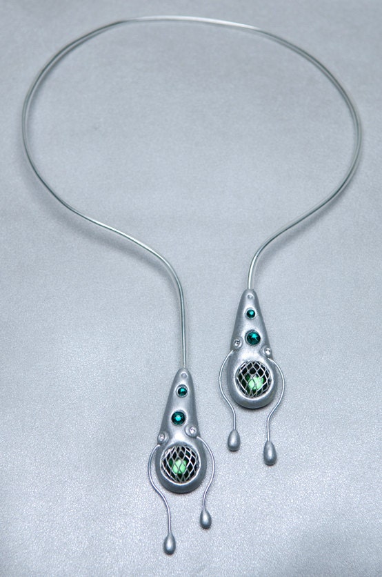 Fluidity neck piece