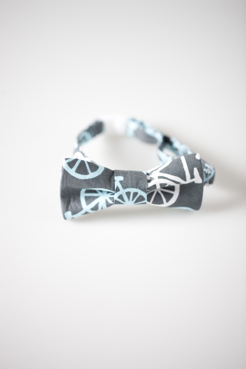 Toddler Bowtie - Gray with Bicycles