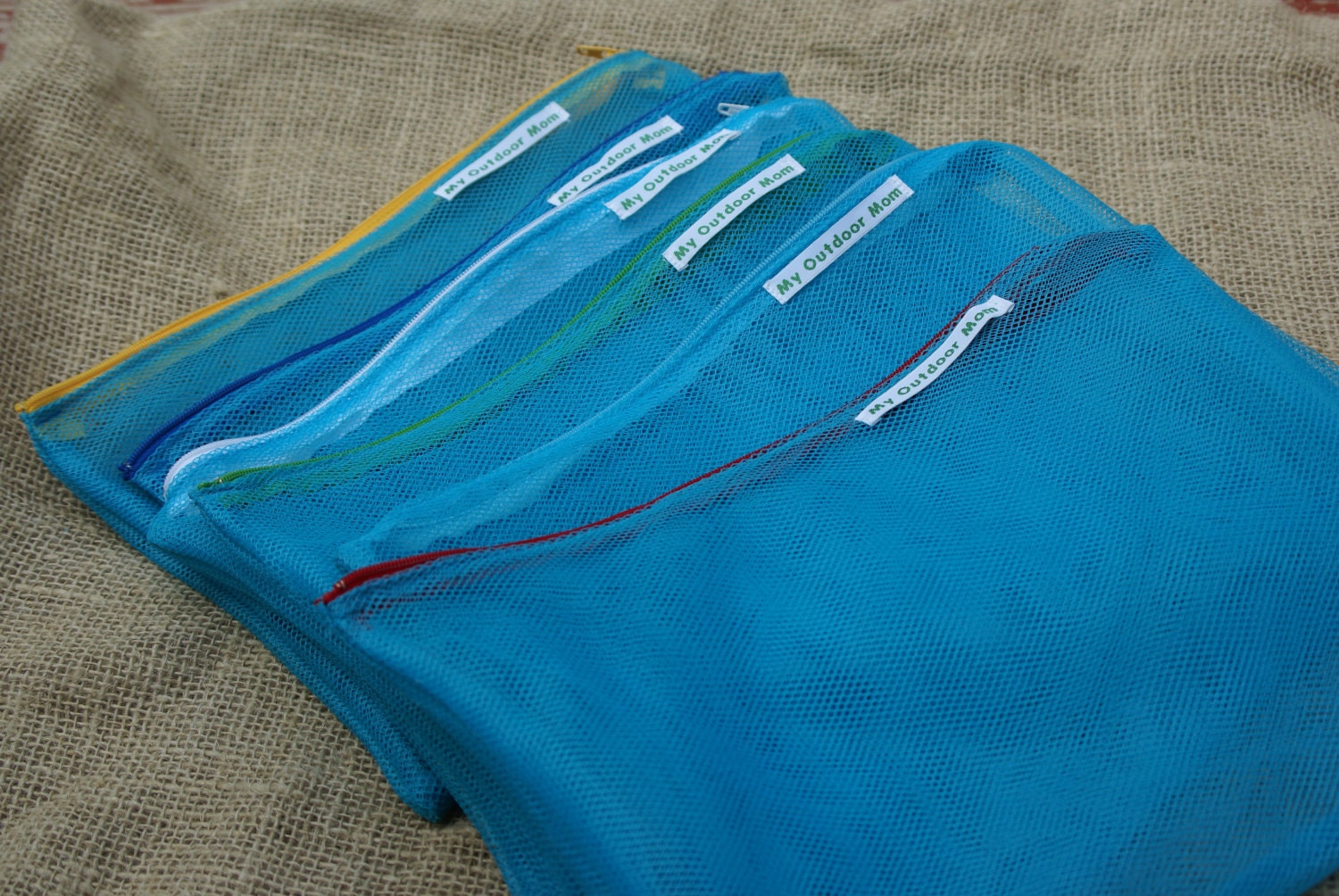 Zippered Mesh Garment Bag - Perfect for Washing Baby Socks, Intimates, Mesh Produce Bags, Reusable Sandwich Bags, etc.