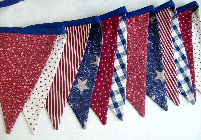 Patriotic Banner/ Red, White and Blue Bunting/ 4th of July Banner/ Labor Day/ Photo Prop /Vintage Insired