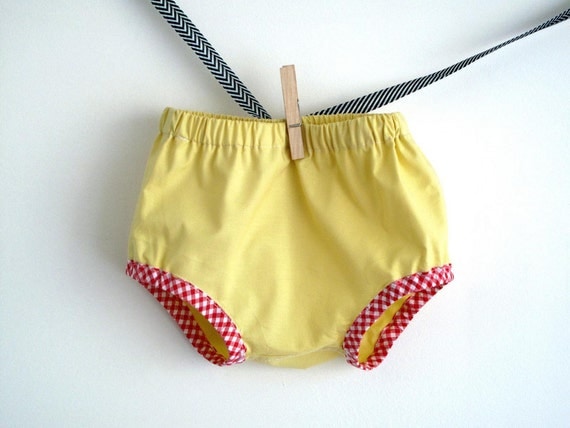 Sunshine yellow baby diaper cover, baby summer bloomer. Size 6-12 months.