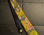 Blossom necktie