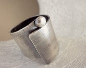 Wide band ring swirl, made to order, Modern , contemporary, simple