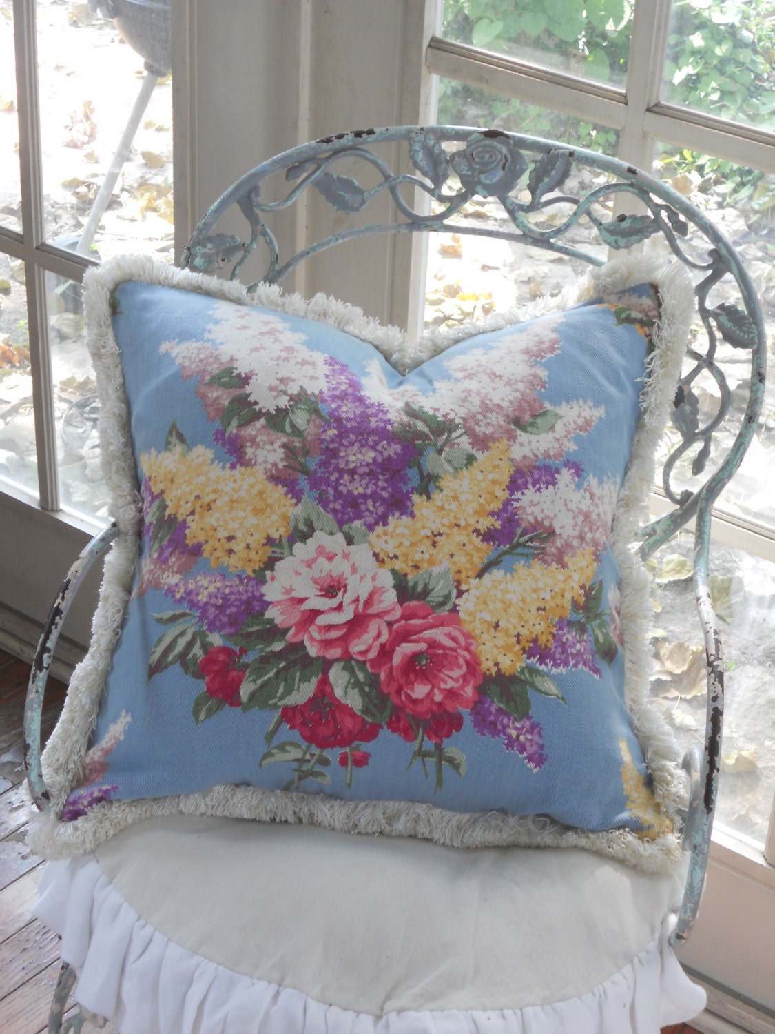 Romantic English Cabbage Roses & Lilac Vintage 1940s Floral Barklcoth Fabric Pillow