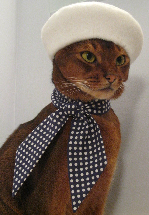 Neck scarf in Navy with small white dot print