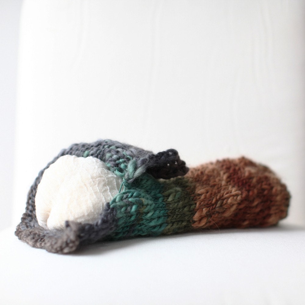 Navajo - Cocoon for Newborn Baby Photographers - Italian Hand Painted Yarn