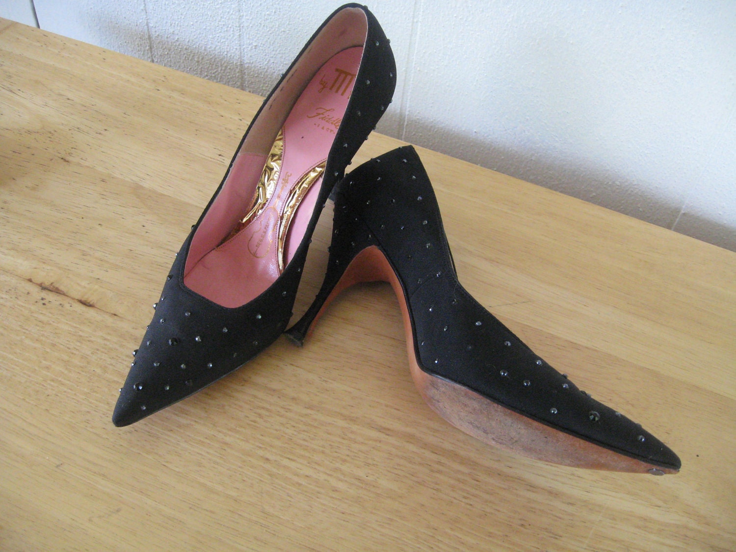 1950s Black Crystal Stilletto Pumps size 7 AAA by Miggi Fiddle Last