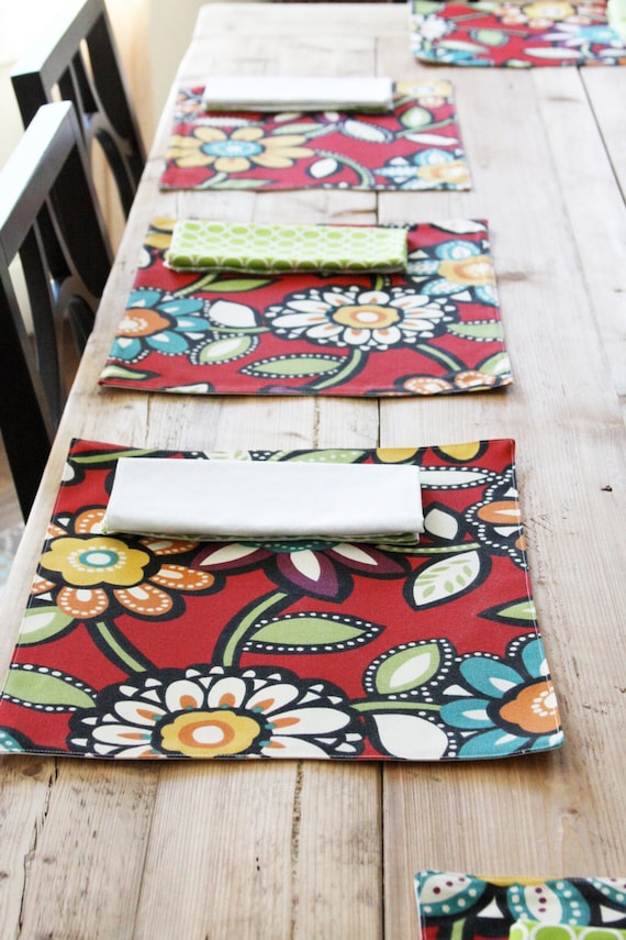 Cloth Placemats - FREE SHIPPING - Red Big Floral - Set of 4