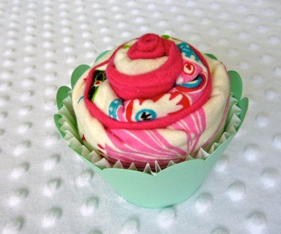 Baby Girl Gift Cupcake Burp Cloth Retro BIrdie Pink Shower Gift