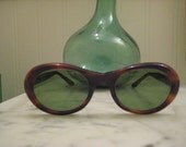 Vintage Glam Tortoise Shell Sunglasses France
