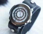 LEATHER WATCH with three leather bands
