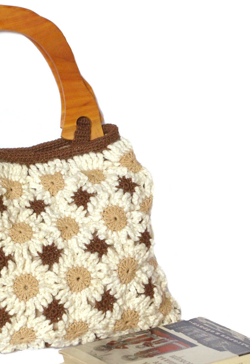 Crochet flower handbag in natural colors with wooden handles, crochet bag, purse, tote bag
