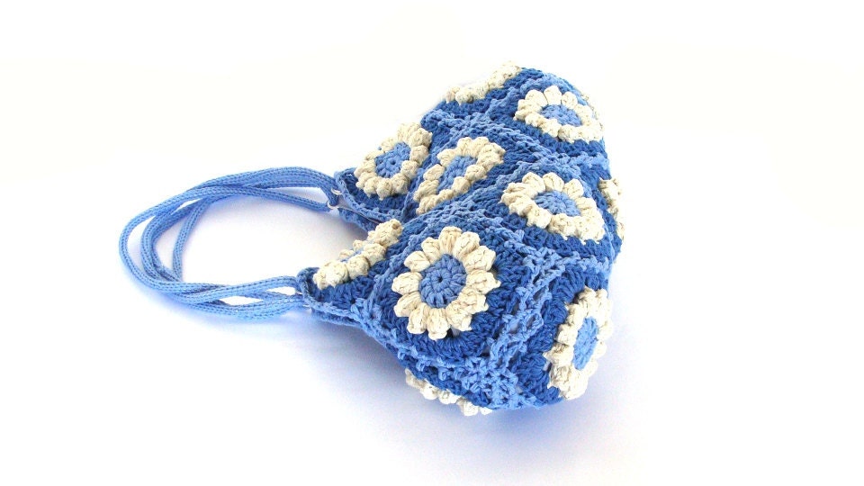 Granny crochet handbag in blue and cream flowers, crochet bag, shoulder bag, purse