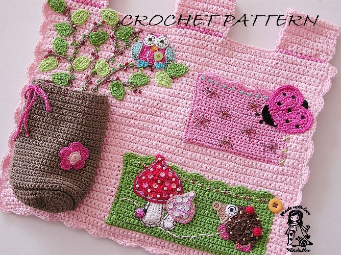 Baby girl wall-pocket organizer pdf pattern