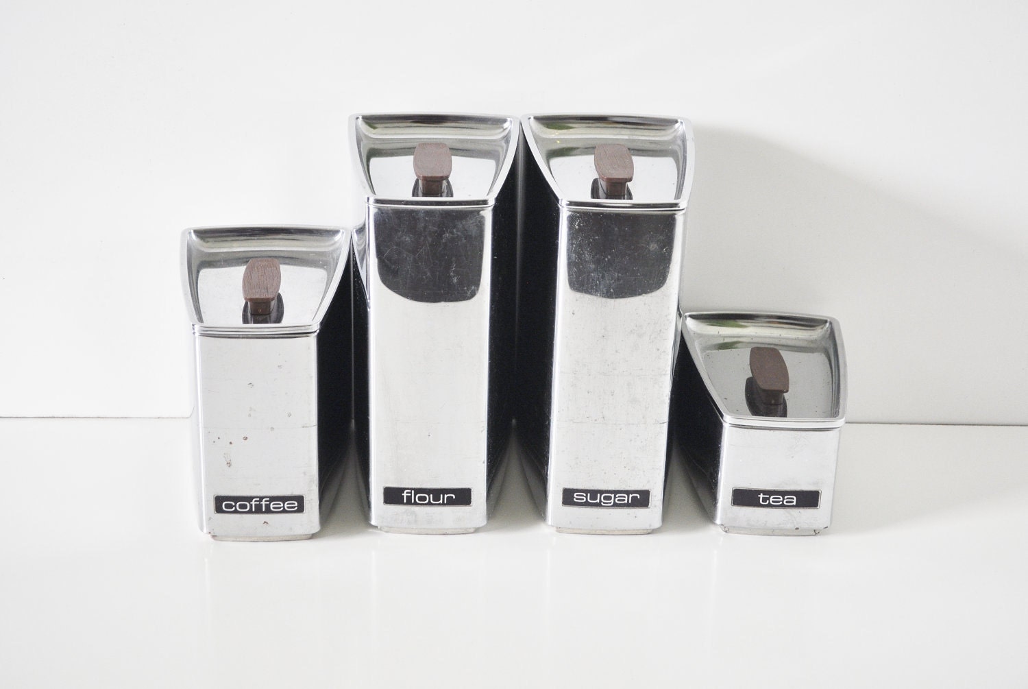 Lincoln Beautyware Aluminum Canister Set