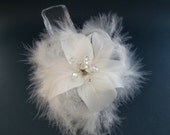 Single White Feather Flower Fascinator