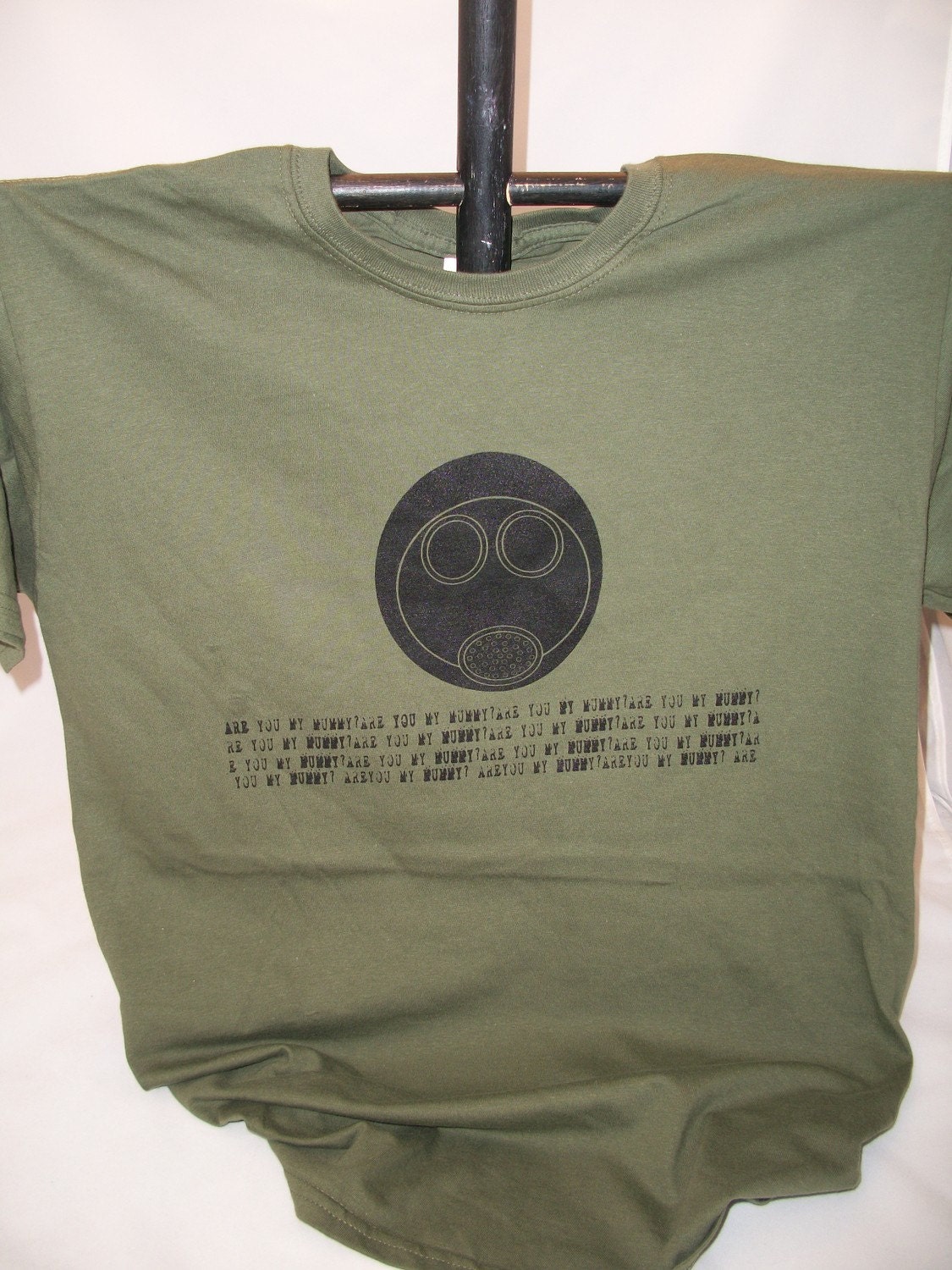 Clearance Medium Unisex Are You My Mummy T-Shirt Military Green