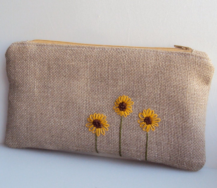 Sunflower Burlap Zipper Pouch - Hand Embroidered Rustic Clutch - Rustic Wedding - Bridesmaid Gift