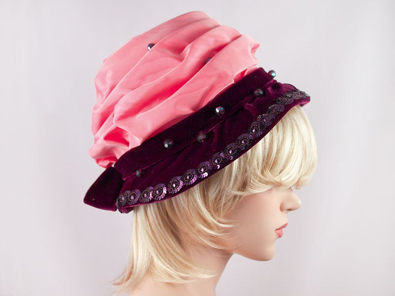 Vintage 1950's Salmon Pink Folded Silk Purple Velvet Sequin Aurora Borealis Bead Spring Royal Wedding Ascot Hat