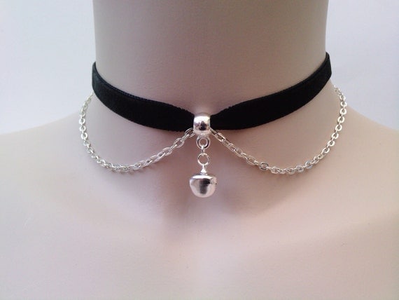 Mini Silver Plated JINGLE BELL With Chain BLACK Velvet Ribbon Choker Necklace -ma... or choose another colour velvet :)