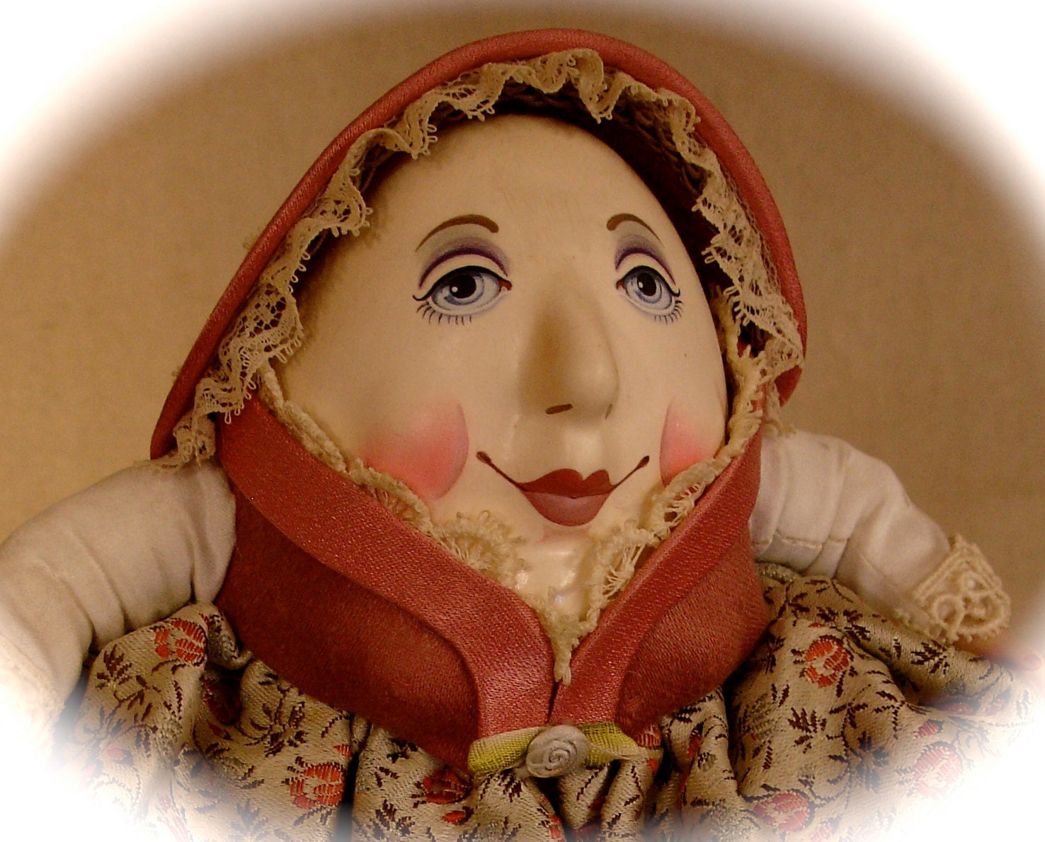 Ms. Egghead's sister, Della