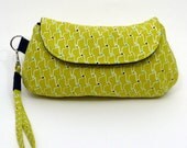 geometric Keyka Lou curvy clutch wristlet