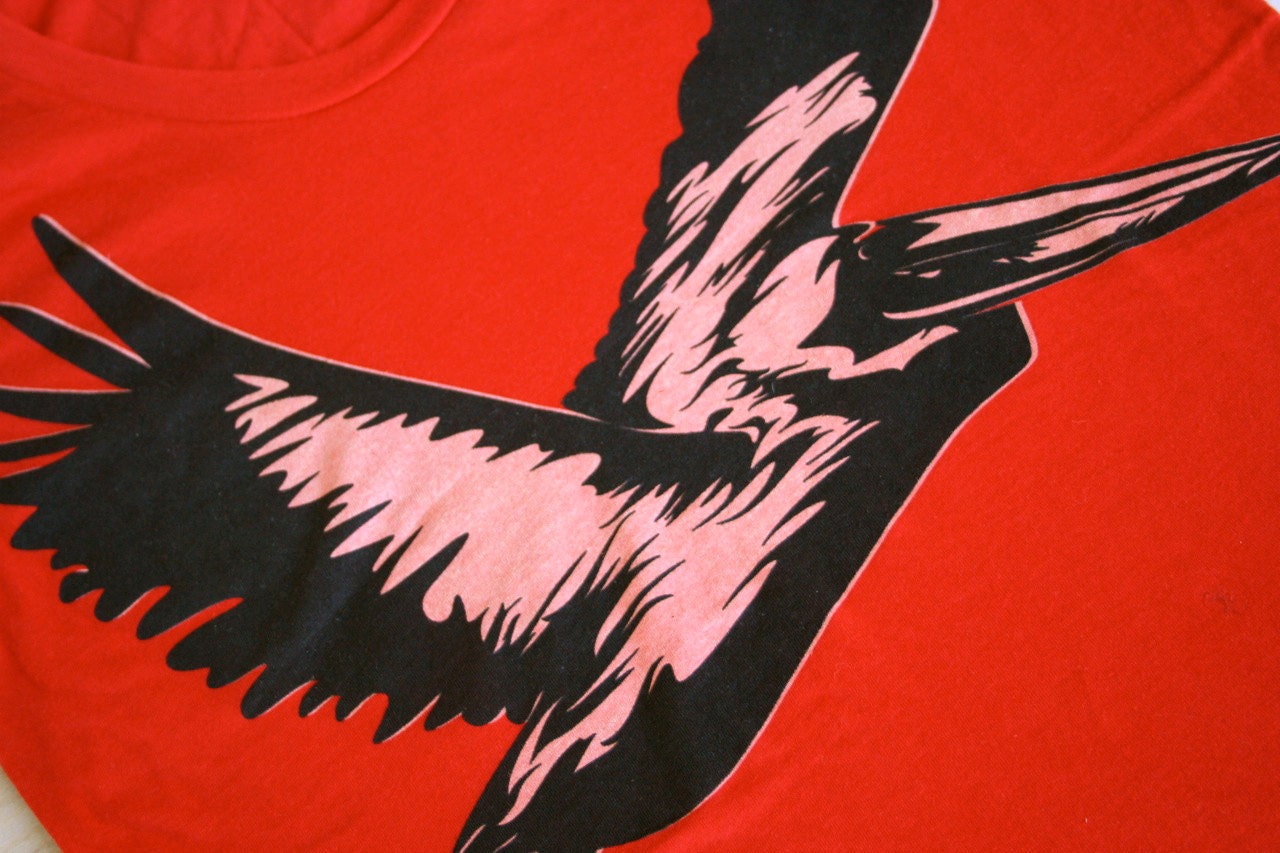 Pelican in Flight - T-Shirt