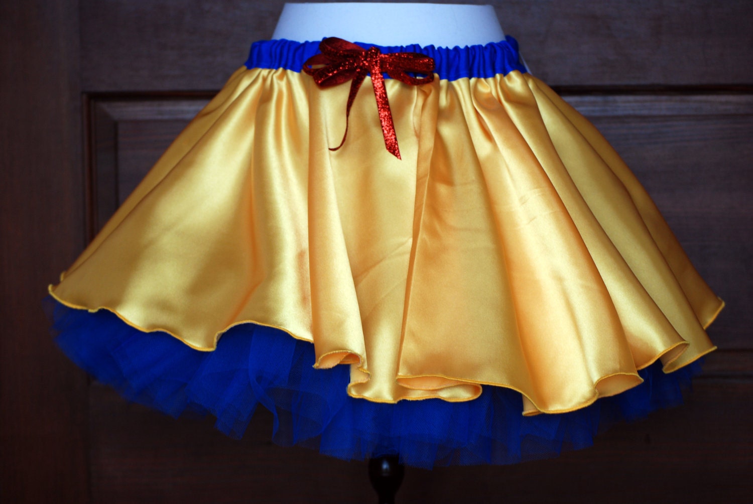 Snow White Circle skirt
