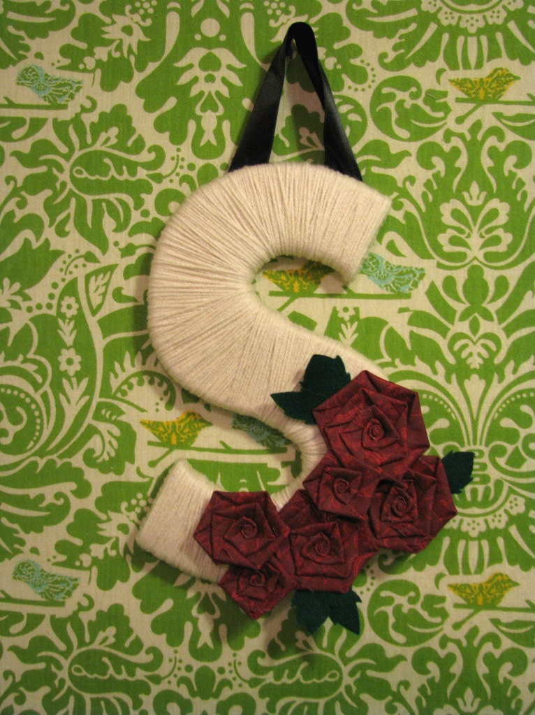 Large Initial Rosette Wreath Personalized Mother's Day Gift Under 30 Dollars