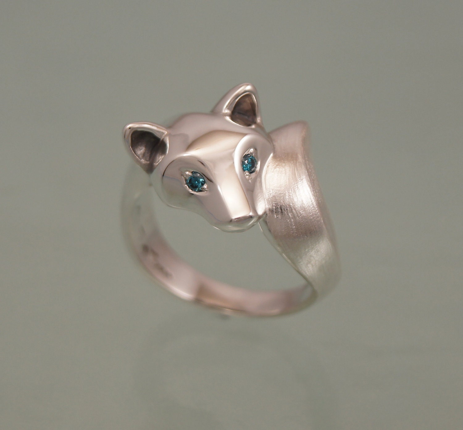 blue eyed Silver  Shiba Inu   ( or pick your favorite diamond color)   high polish / textured tail