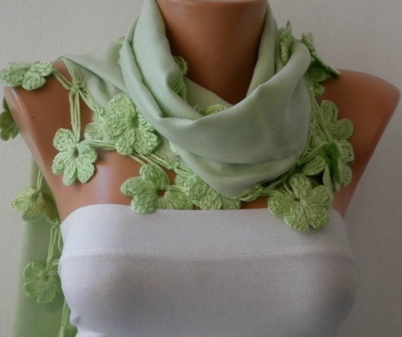 Mint Scarf  Pashmina  Scarf  - Cotton Scarf - Women Scarf - Cowl with Lace  Edge - Light Green - Pistachio - fatwoman