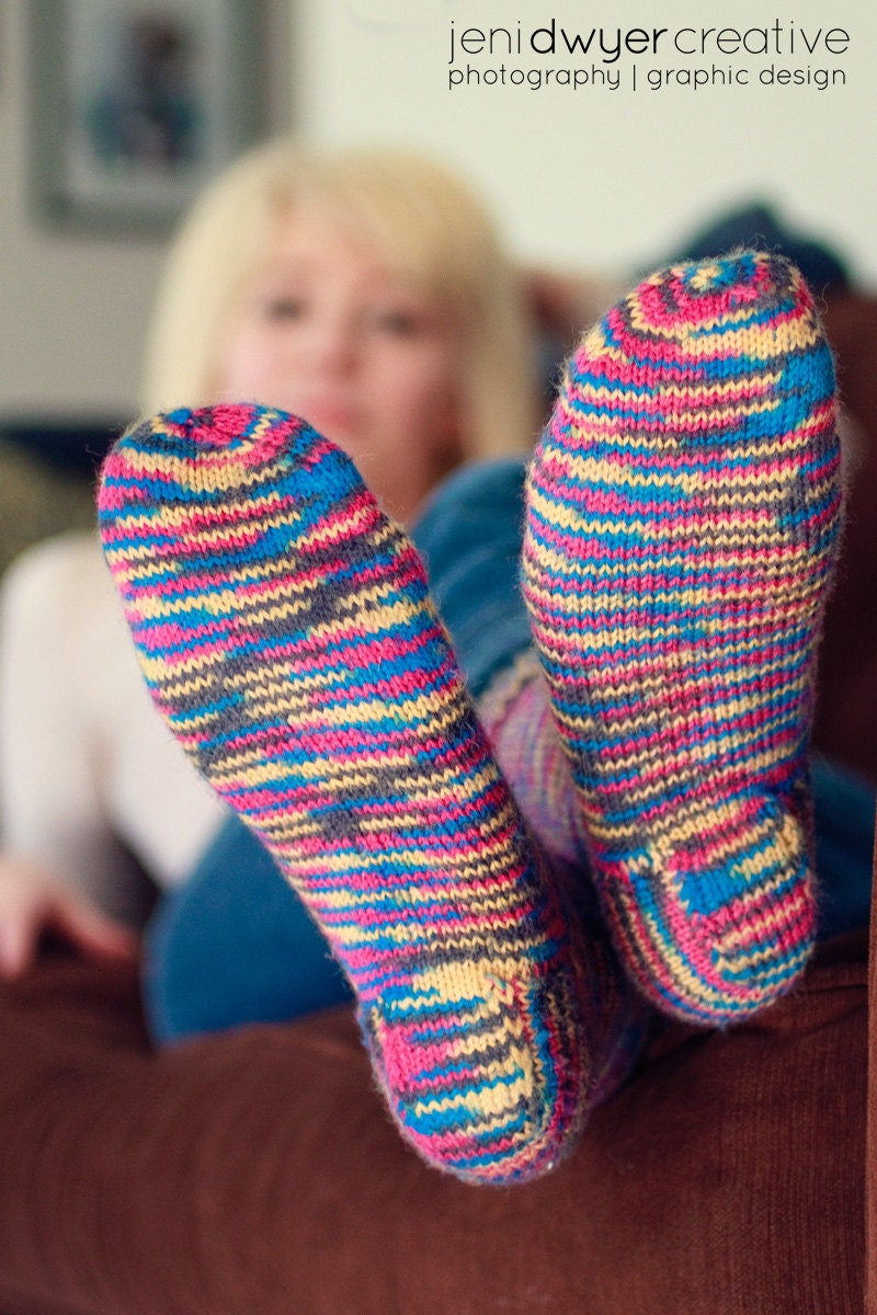 Socks knitted (Size US 8.5-9, UK 6-6.5, Europe 39-40) pink blue yellow